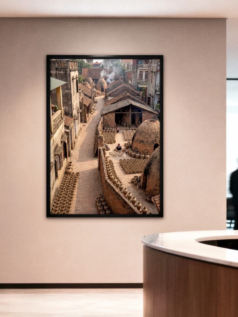 Tranh Làng Gốm Bát Tràng Chân Thực - Nghệ Thuật Gốm Sứ Truyền Thống