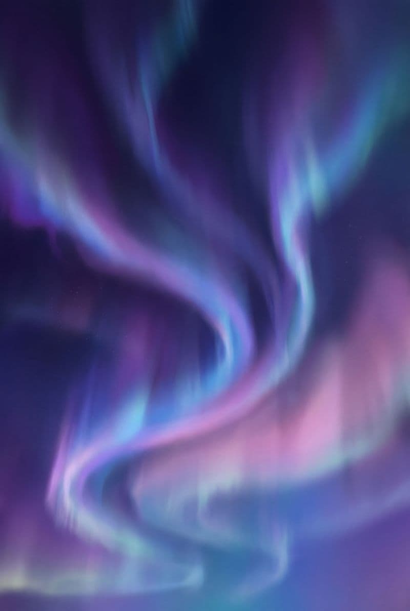 Tranh treo tường đêm ánh cực quang lung linh trang trí phòng khách hiện đại